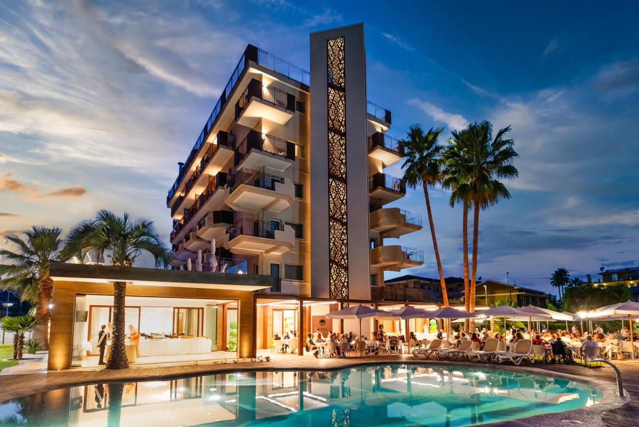 Almaluna Hotel & Resort Alba Adriatica Esterno foto