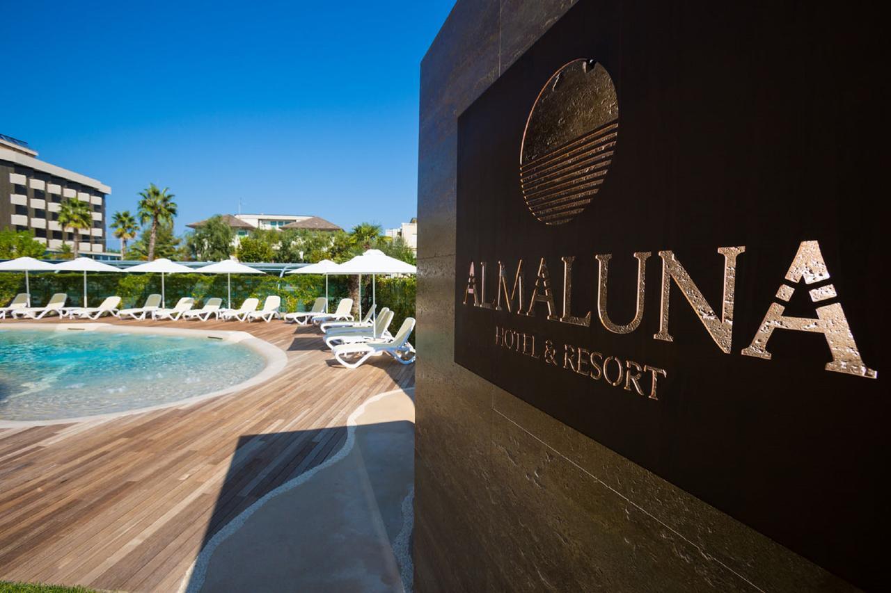 Almaluna Hotel & Resort Alba Adriatica Esterno foto